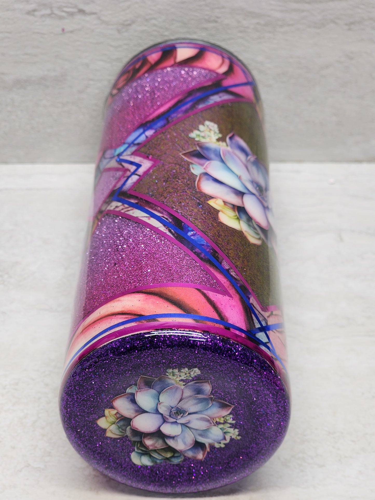 20 Ounce Pink and Purple Drinking Tumbler