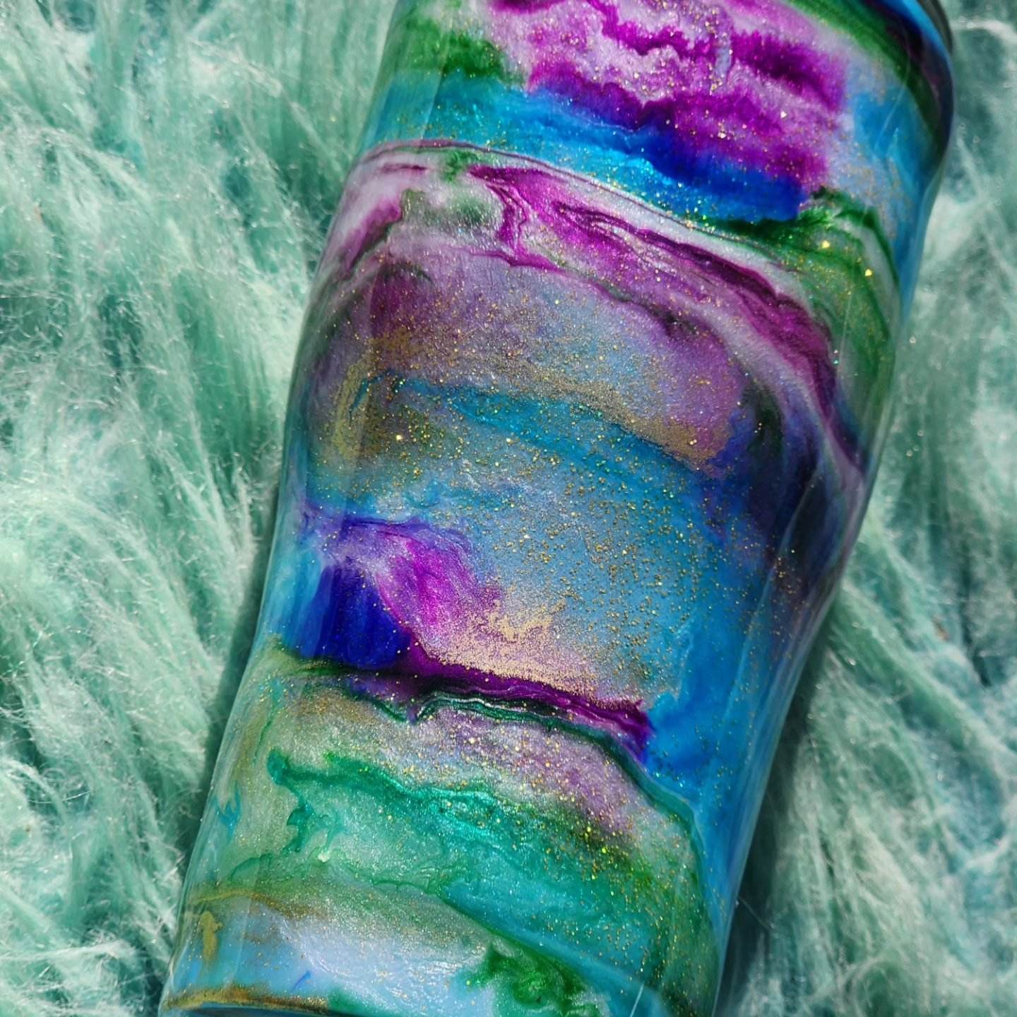 20 Ounce Modern Curve Tumbler